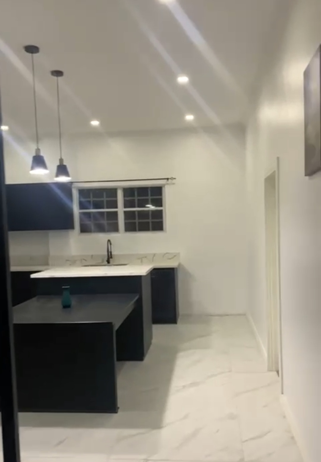 2 BEDROOM HAPPY ACRES Zinctop Realty