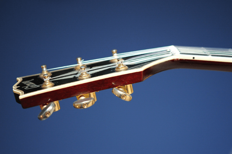 The 3 Main Guitar Headstock Types and How They Compare