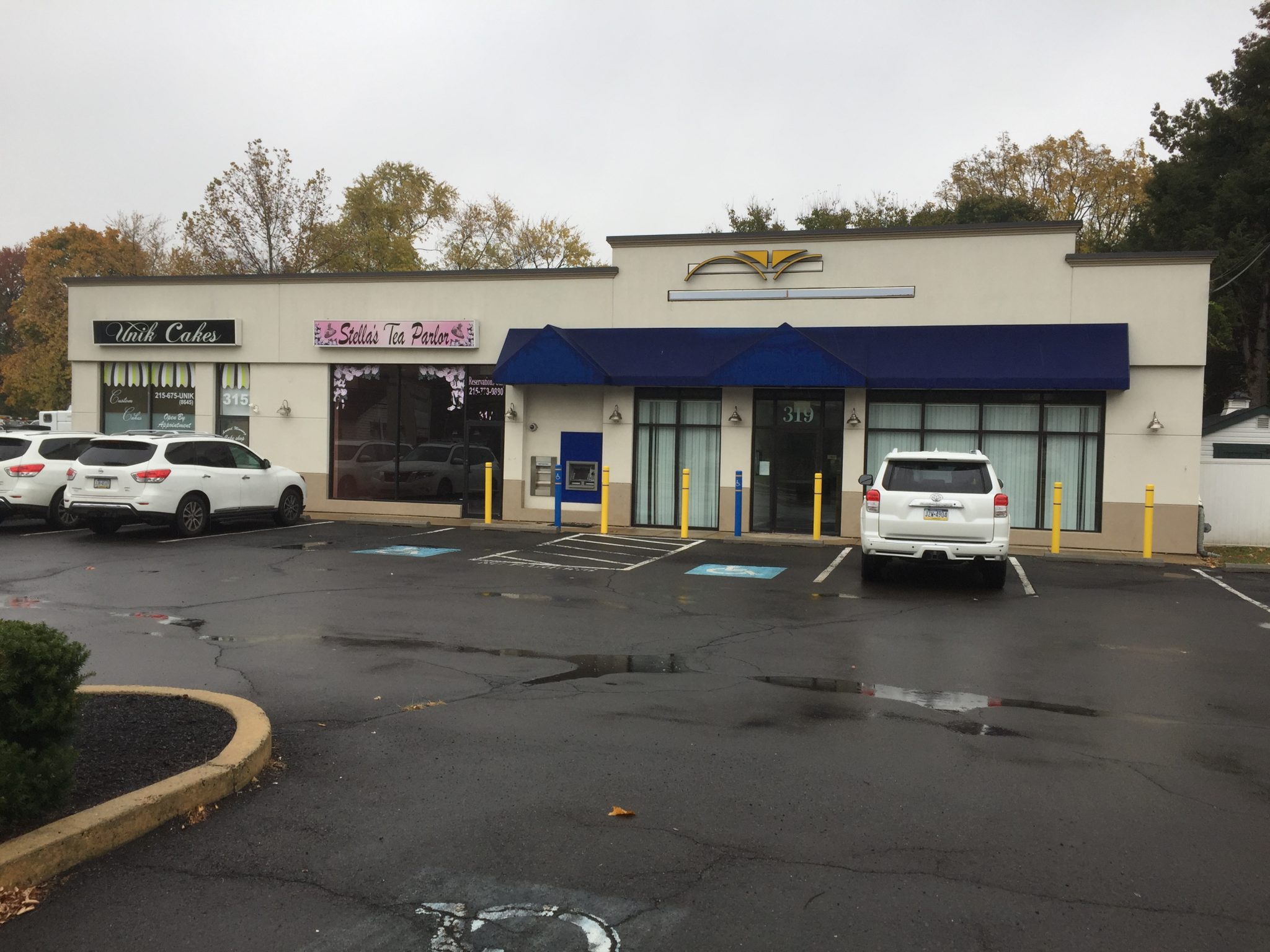 319 E. Street Rd Warminster Bank Zommick McMahon Commercial Real Estate, Inc.