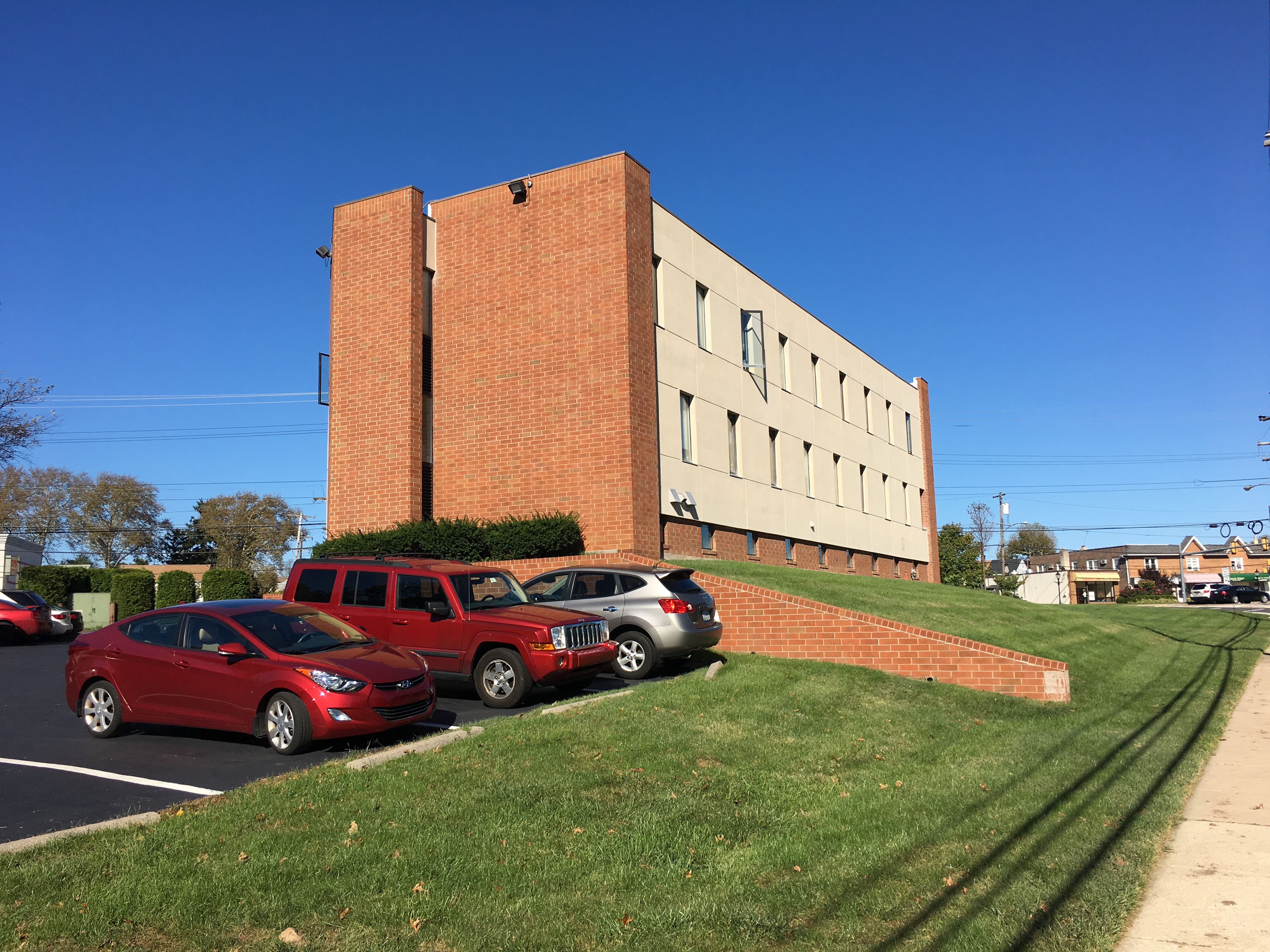 1010 West Chester Pike Zommick McMahon Commercial Real Estate, Inc.