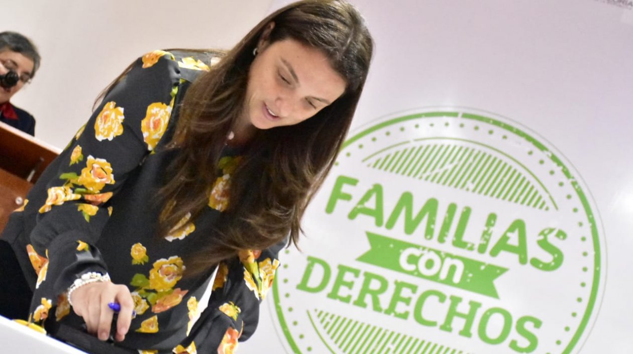 La secretaría general de la corporación, es el órgano encargado de coordinar las labores legislativas de la h. El Pais Sufre Cancer Que Hizo Metastasis En Temas De Violencia Contra La Ninez Icbf Zona Cero
