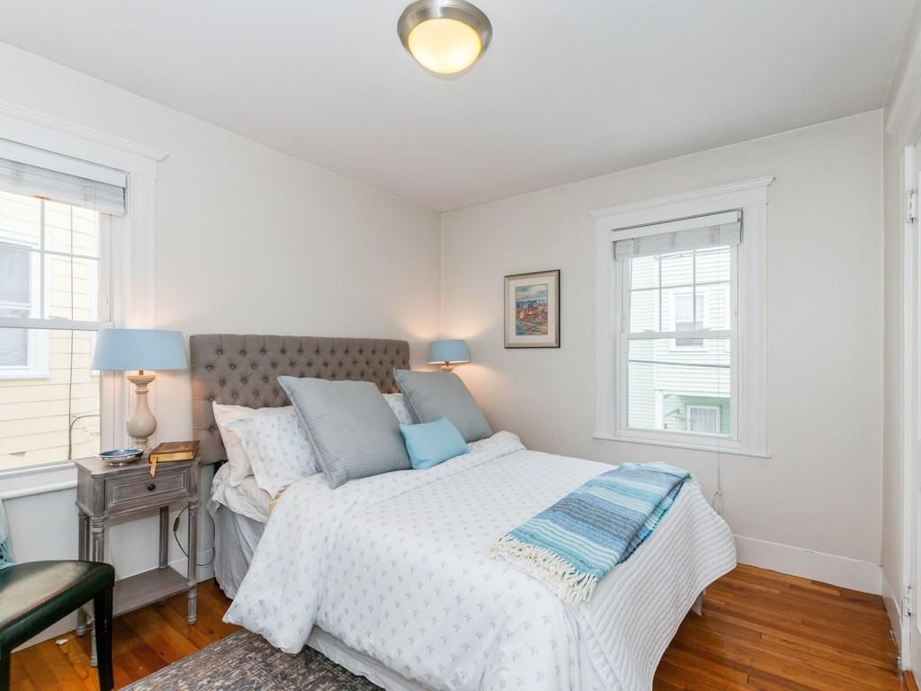 16 Woodlawn St Jamaica Plain