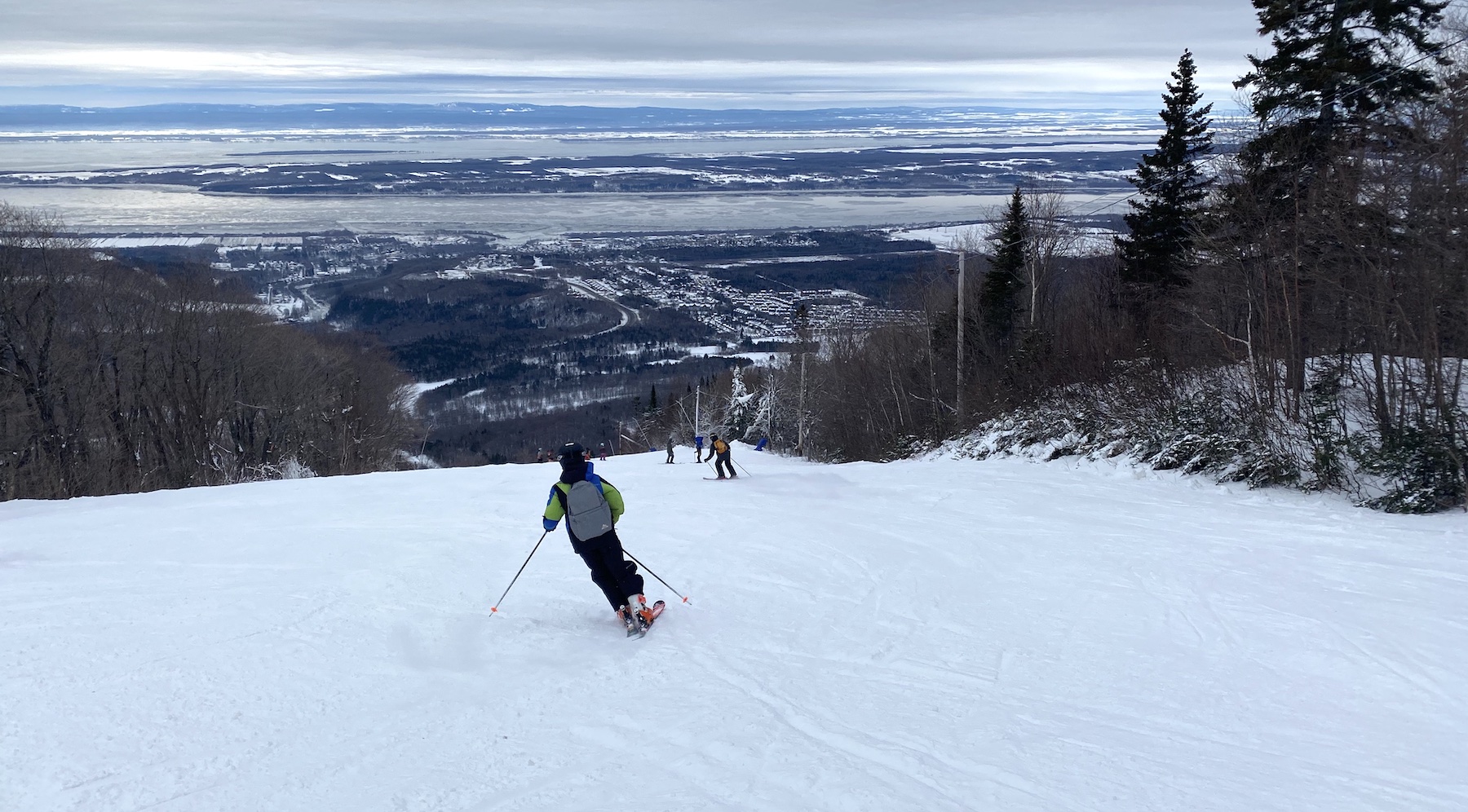 MontSainteAnne, une ouverture à demimot, 20 décembre. Zone.Ski
