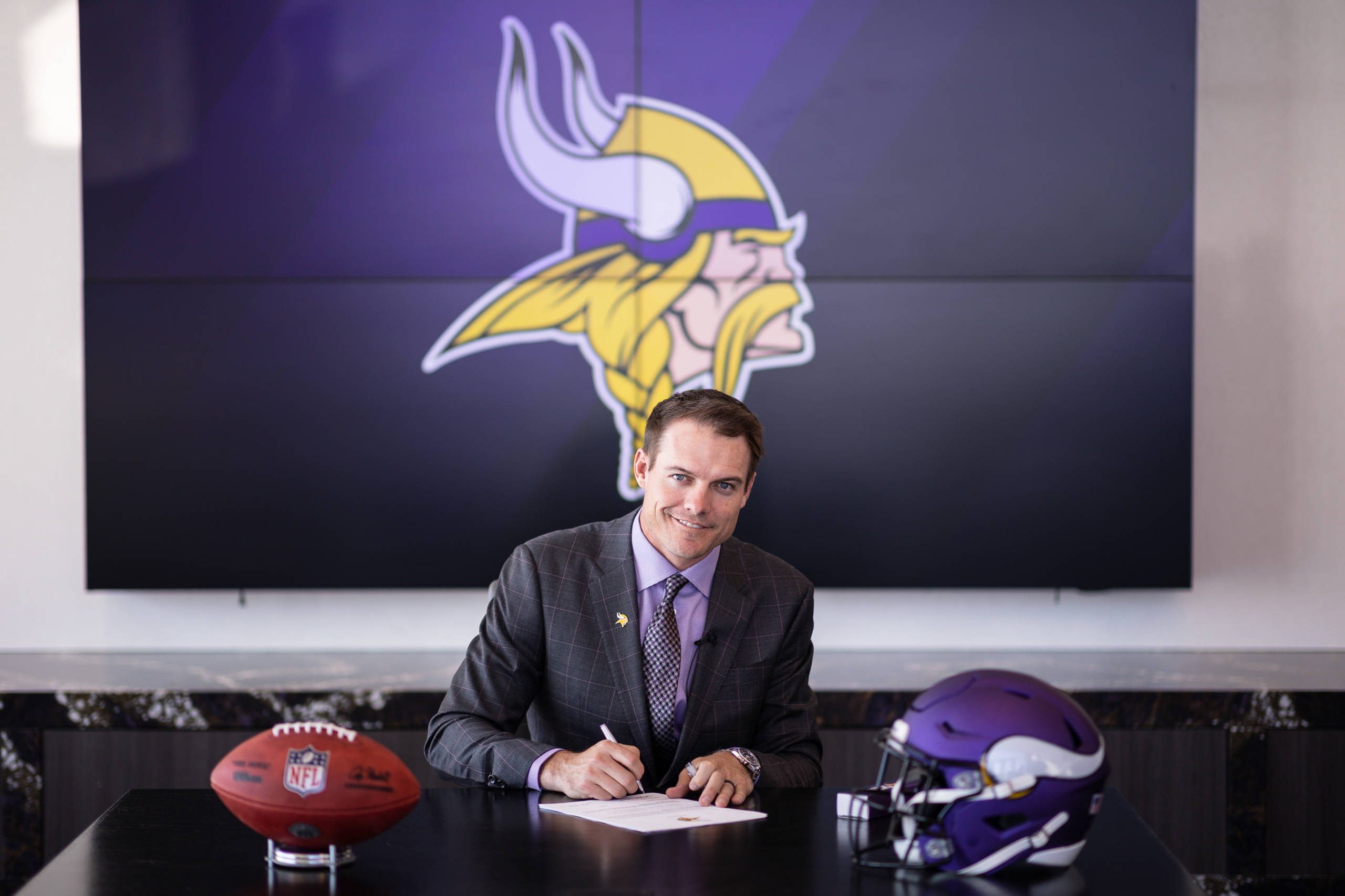 Mike Florio Rips Vikings' Defensive Coordinator Hire Zone Coverage