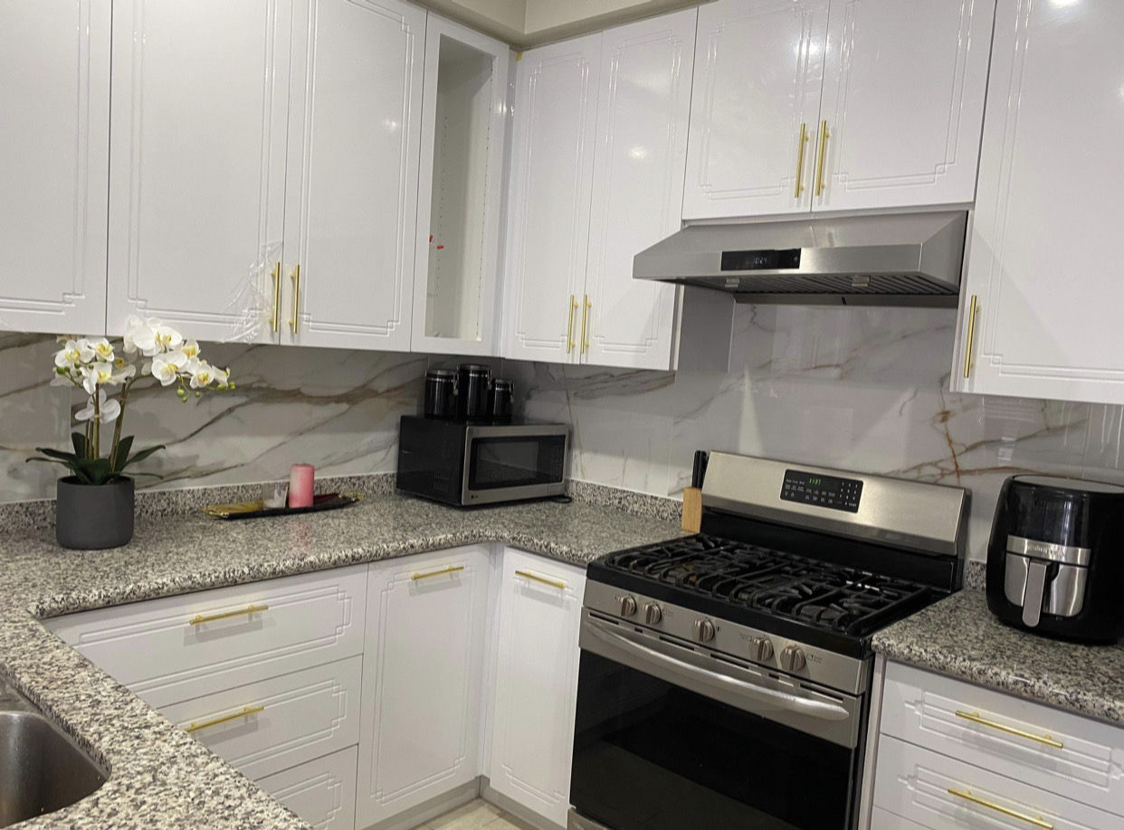 Kitchen Factory & Doors Canada Zoom7