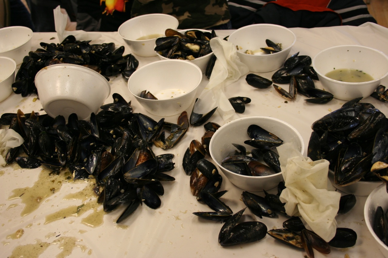 Penn Cove Mussel Festival (Coupeville, WA) zoomeboshi