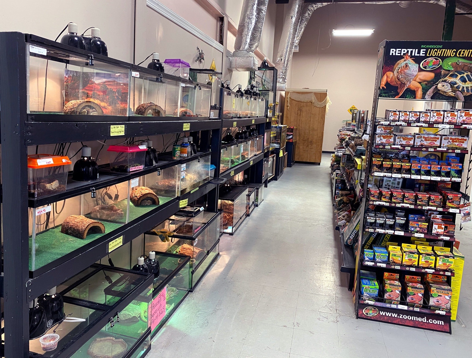 Store of the Month July 2020 Zoo Med Laboratories, Inc.