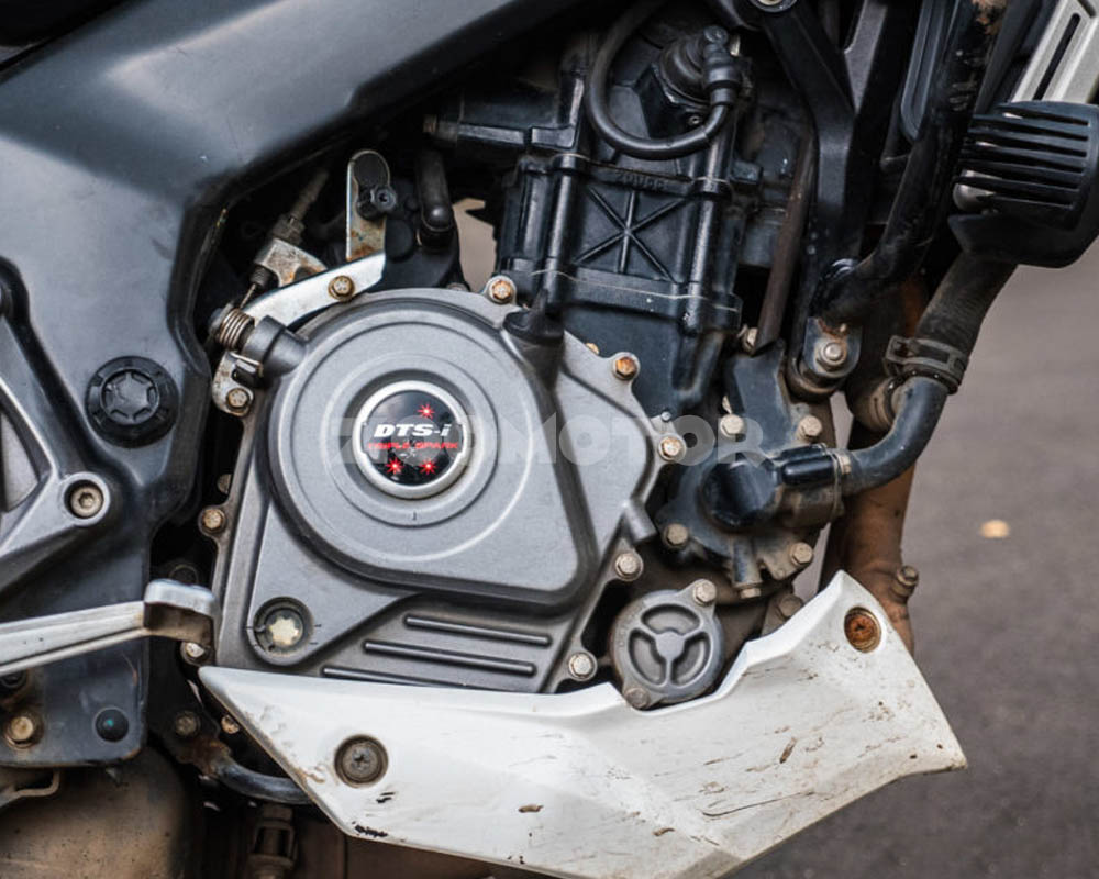 همه چیز درباره هندی معروف ns200