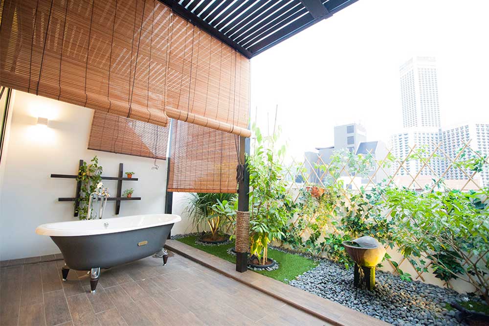 16 Hotel Rooms With Bathtubs In Singapore For Couples