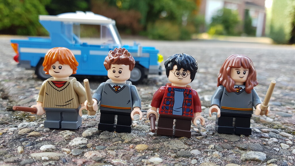 LEGO Harry Potter Die Peitschende Weide von Hogwarts 75953 im Review zusammengebaut