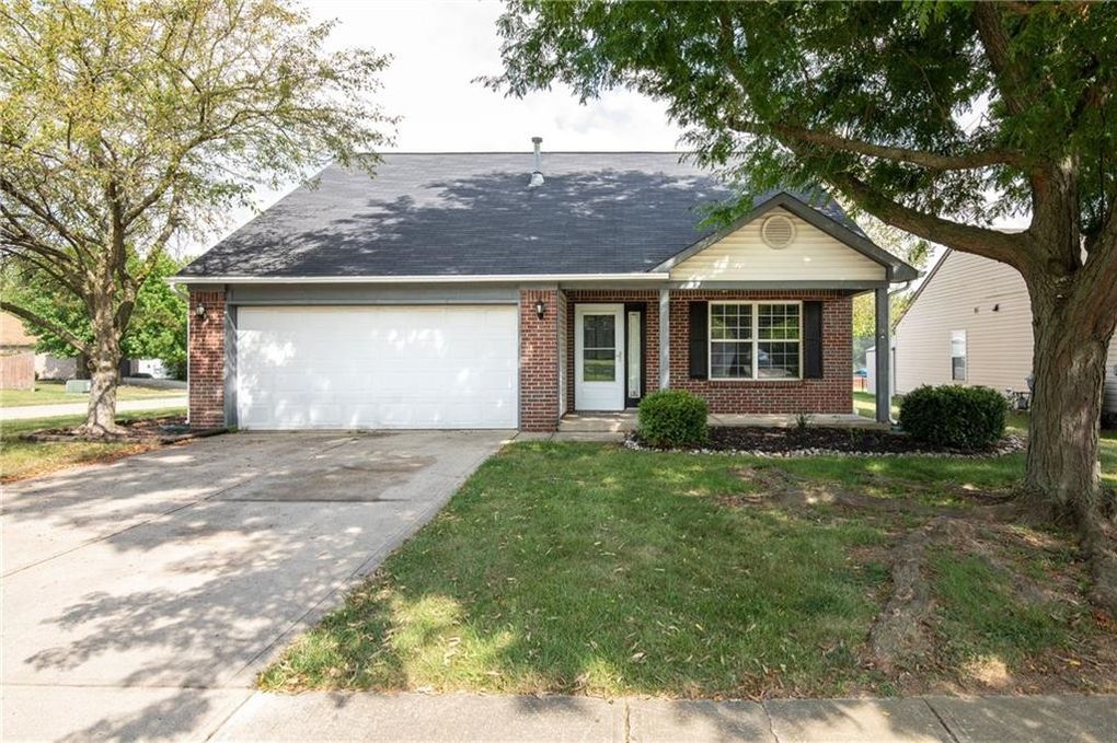 4925 Falcon Grove Dr (46254) ZYX Property Management